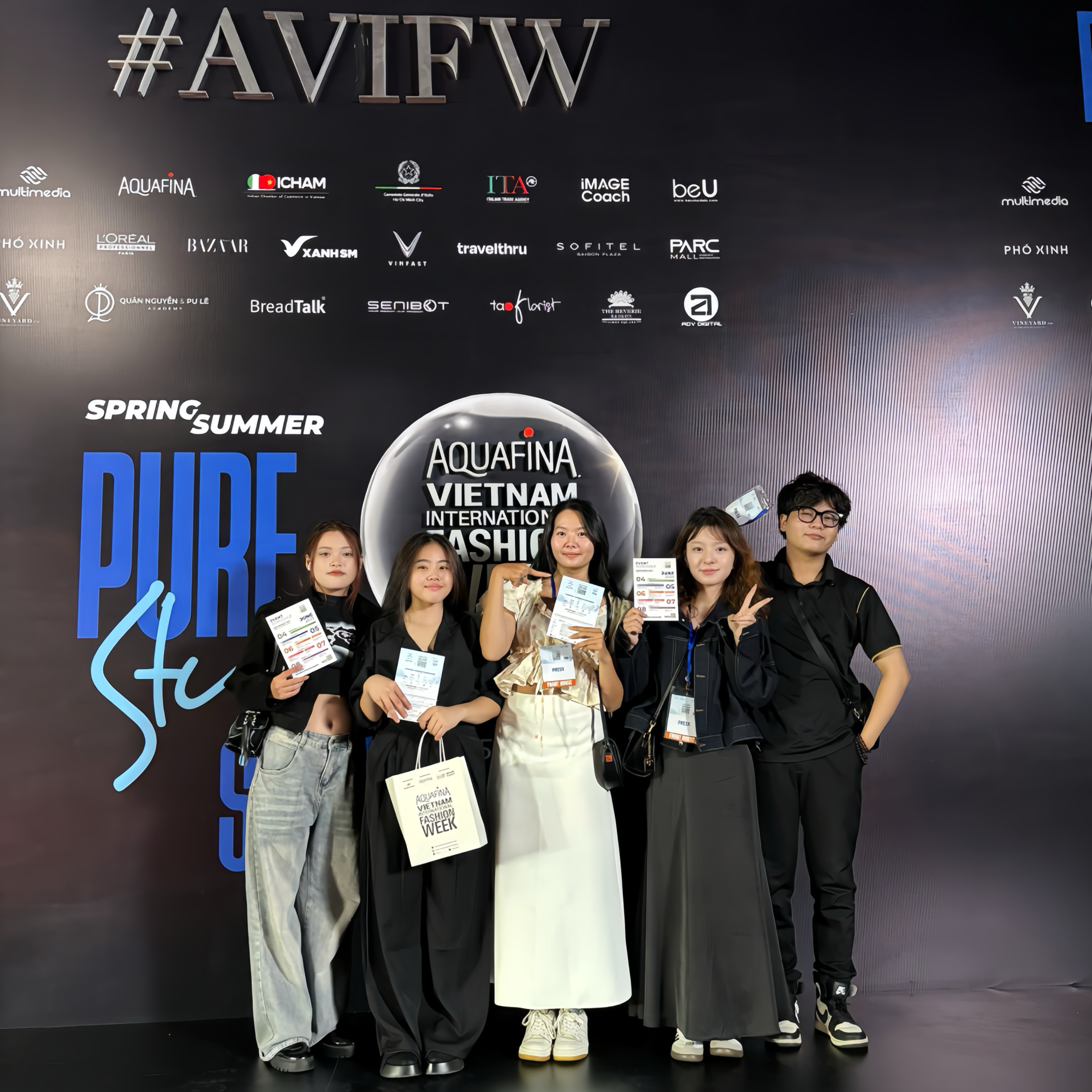 Khet Entertainment Team - Đội ngũ truyền thông số, giải trí, showbiz, âm nhạc, phim ảnh